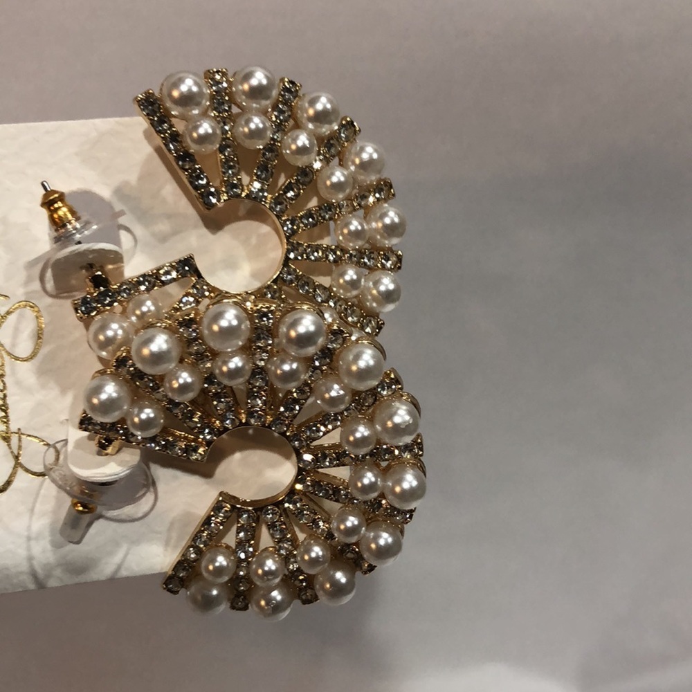 Jessica Simpson pearl crystal rhinestones studded half hoop open circle earrings